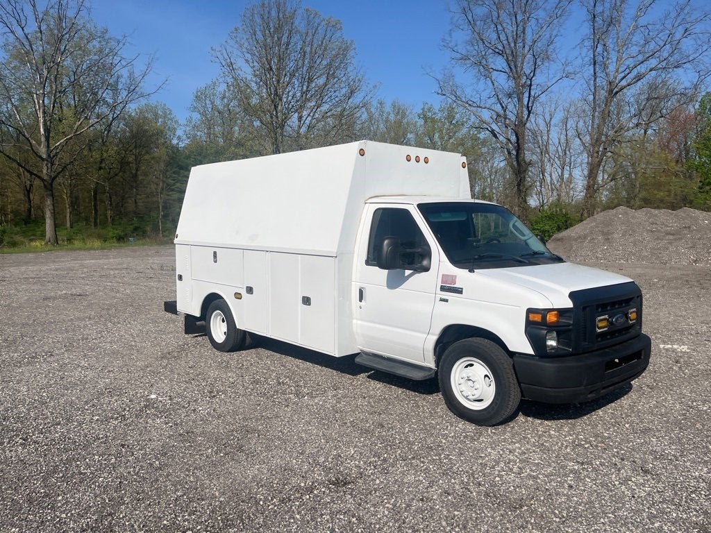 2010 Ford Econoline Commercial Cuta Base